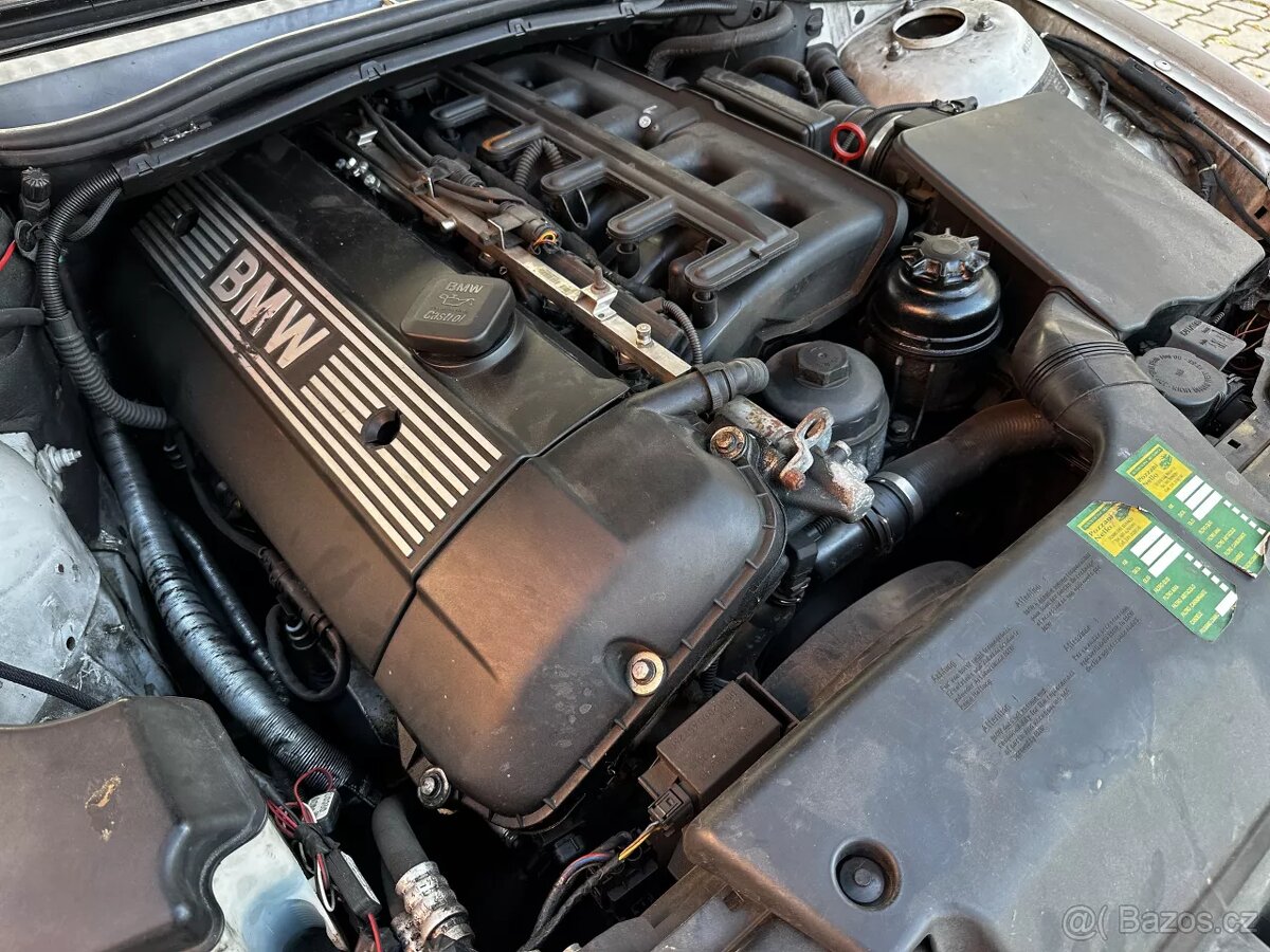 BMW E46 320 Ci Coupé R6 125kW Kůže ALU R17 Manuál - 19
