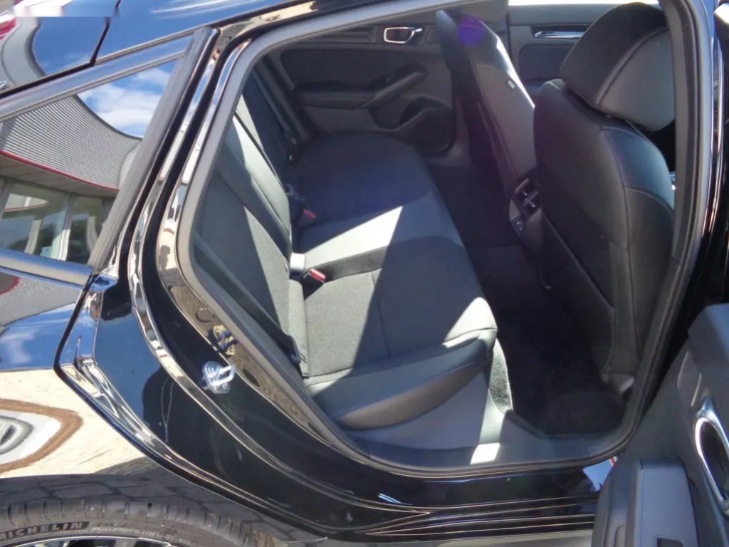 Honda Civic, 2,0 e:HEV Sport VÝPRODEJ - 19