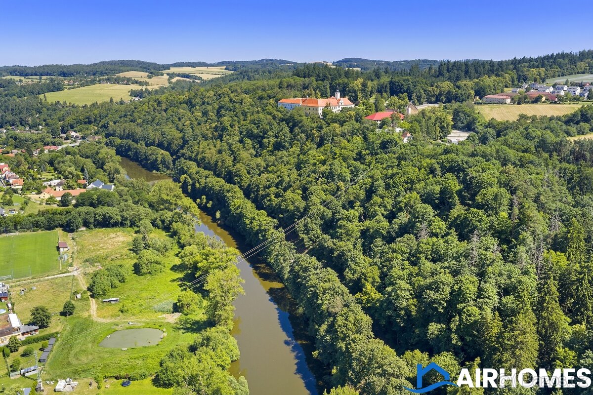 Chata v Choceradech s okouzlujícím výhledem - 19