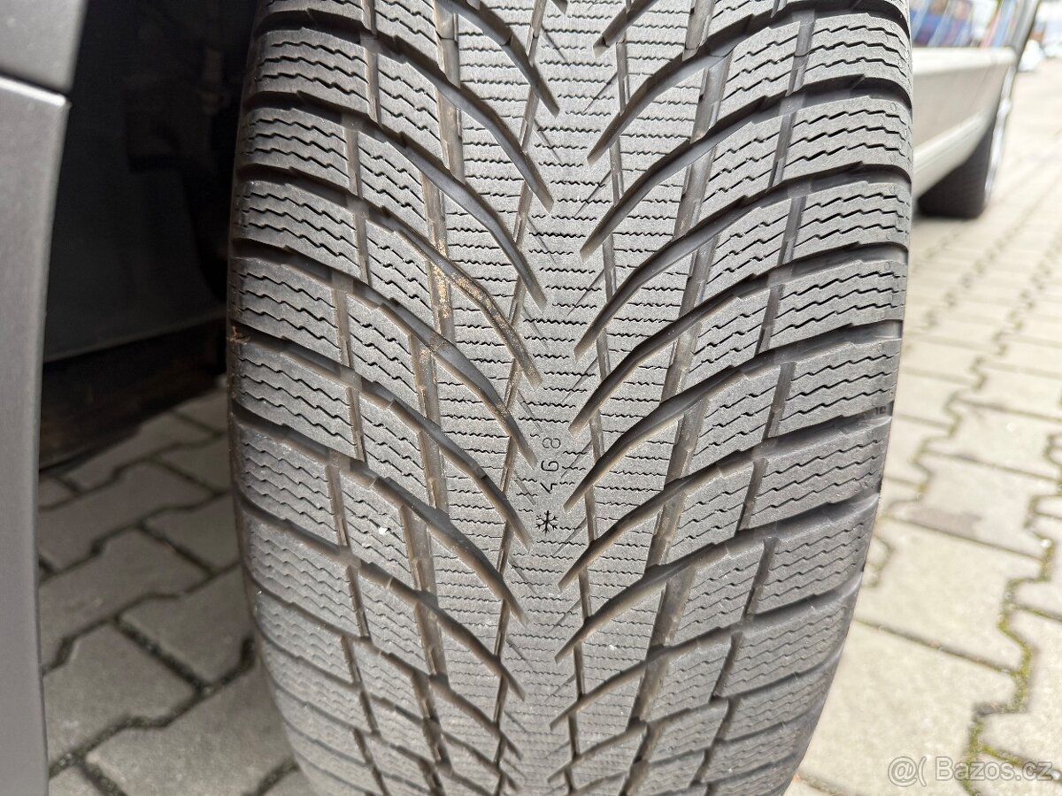 Volvo XC70 2.4 D5 136KW, ventilace + výhřev, po servise. - 19