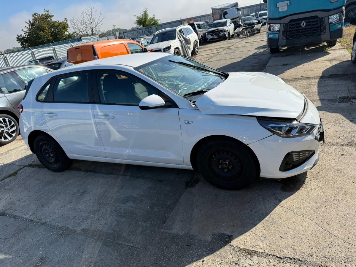 Hyundai I30 1.5i 2023. 43TKM Ceske doklady rv 6/2023 1.5i 80 - 19