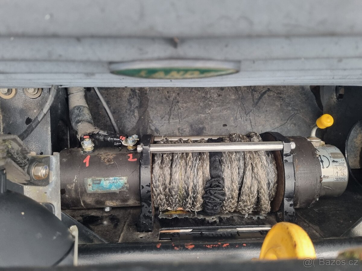 Land Rover Defender 90 TD5 2002/90KW/ČR/2MAJ - 19