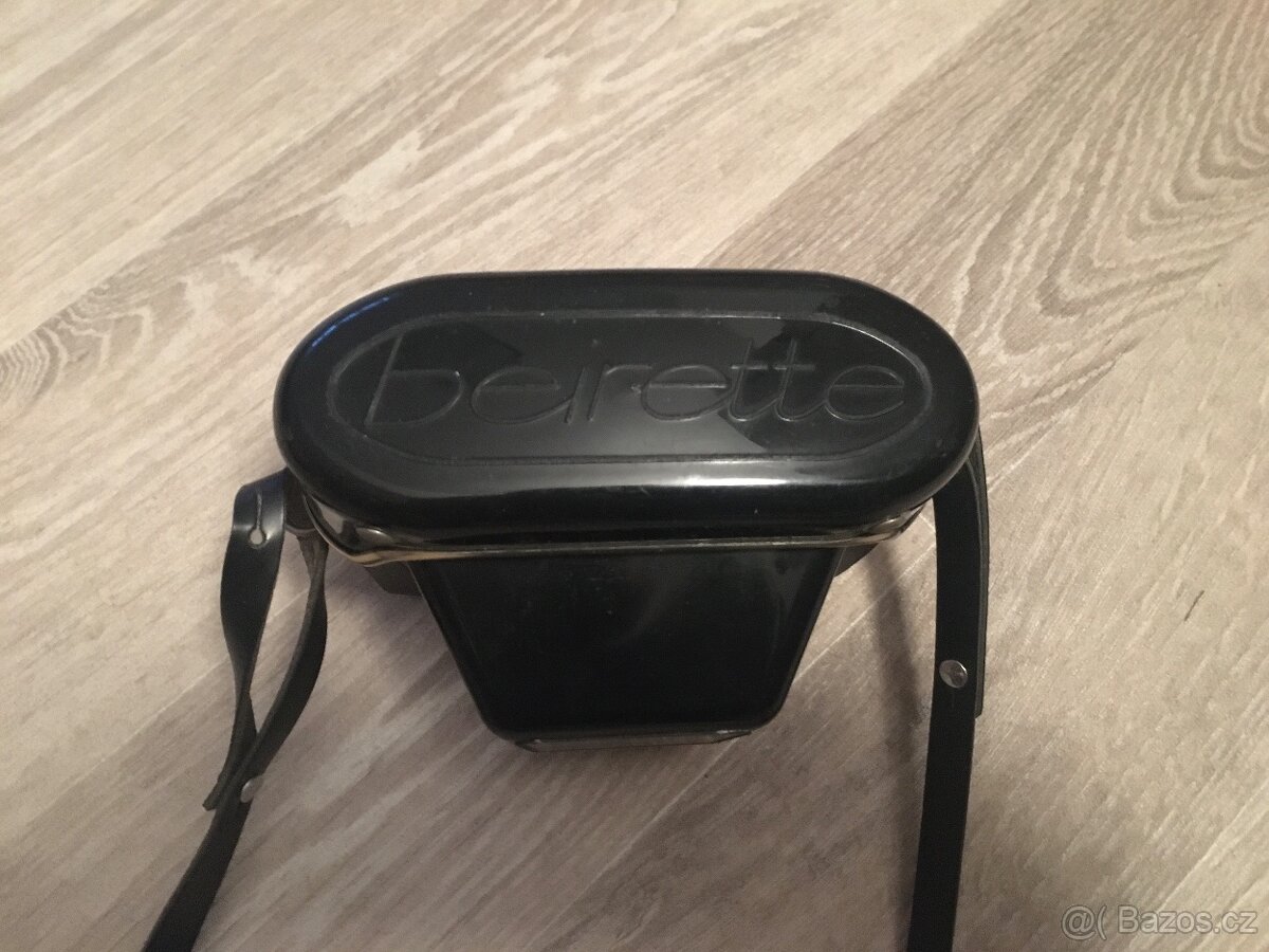 Staré retro fotoaparáty - 19