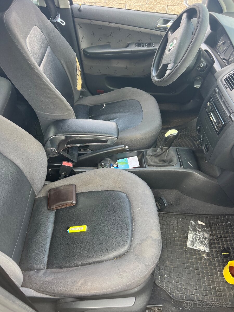 Fabie 1.9 74 kw 2002 - 19