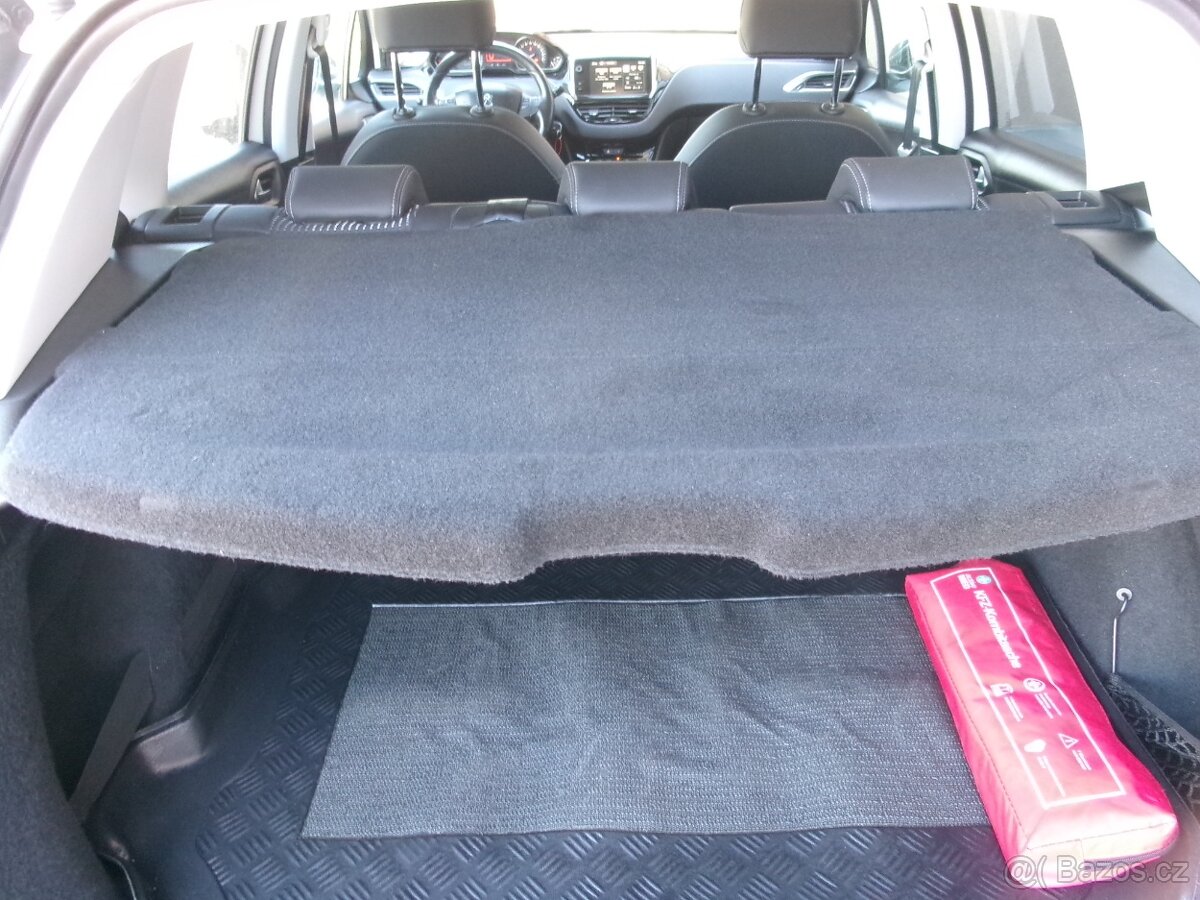 PRODÁM Peugeot 2008 1.6 BlueHDI AC TEMP USB - 19