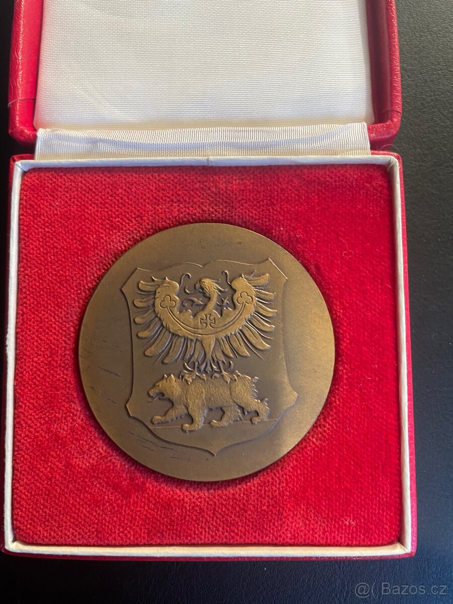 Konvolut pamětních medailí - 19