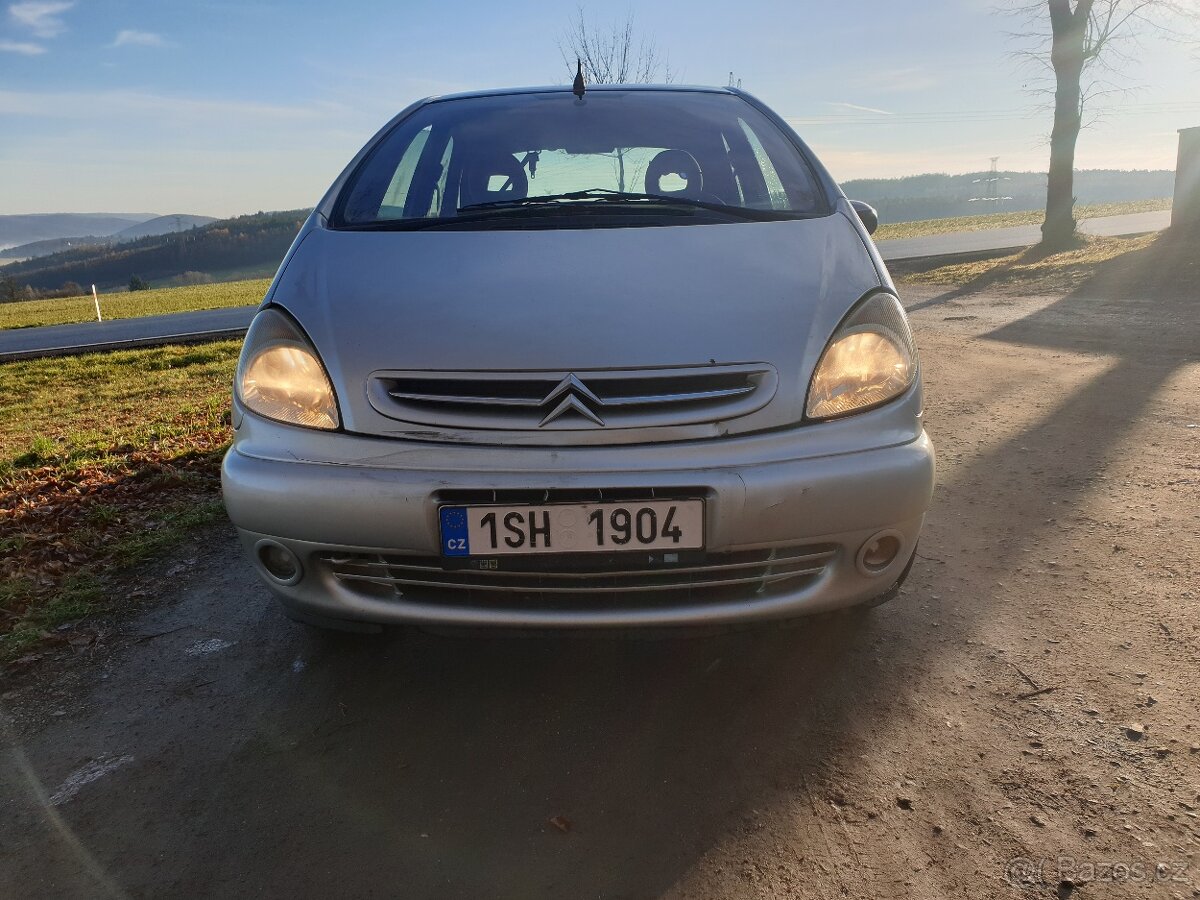 Citroen xsara Picasso 1.6 HDI - nová STK - 19