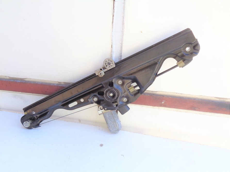 BMW 5 E60 a E61 použité originál náhradní díly - 19