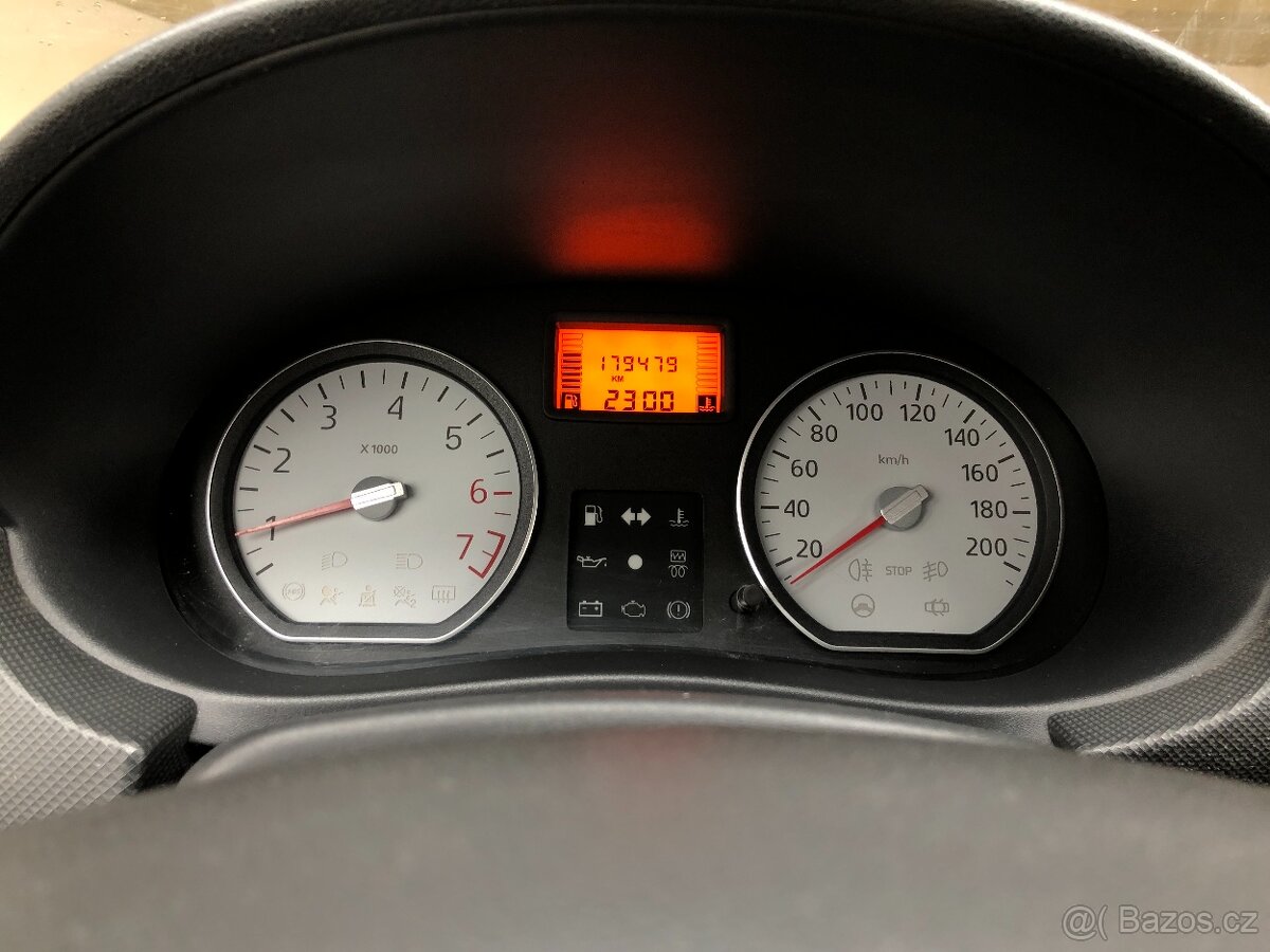 DACIA SANDERO 1.4MPI - 19