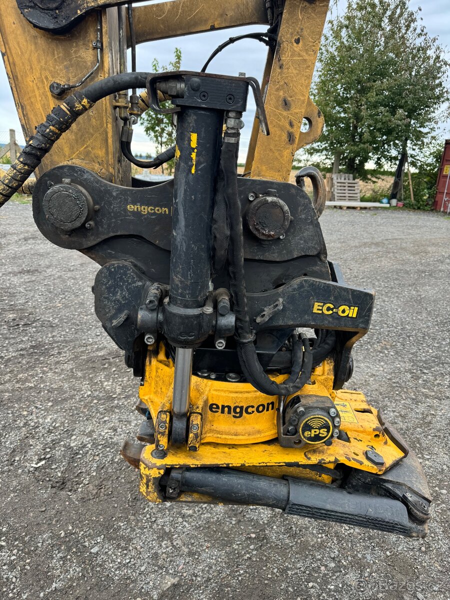 CAT 318 MAX Výbava ENGCOM-kleště. - 19
