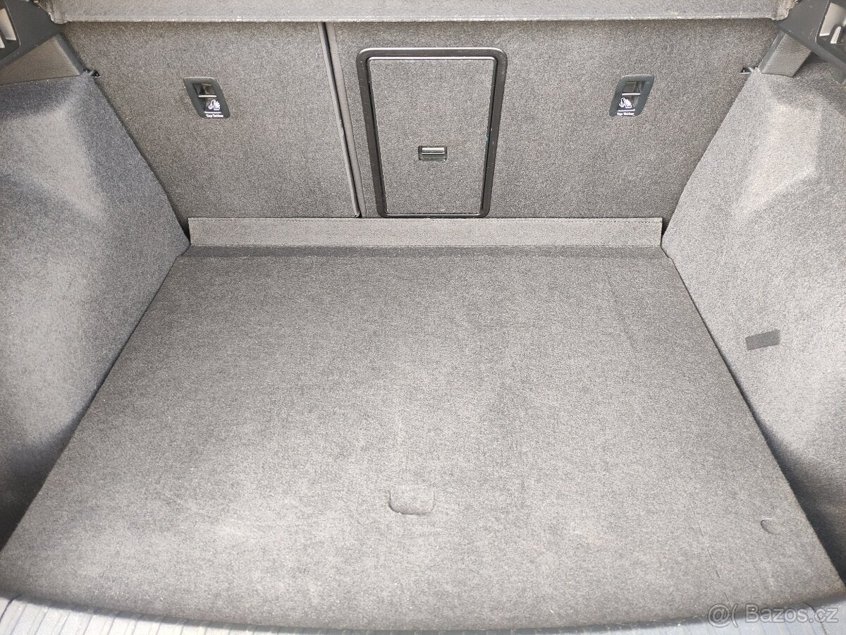 Seat Ateca DSG FR 4Drive VIRTUAL WEBASTO BEATS KAMERA TAŽNÉ - 19