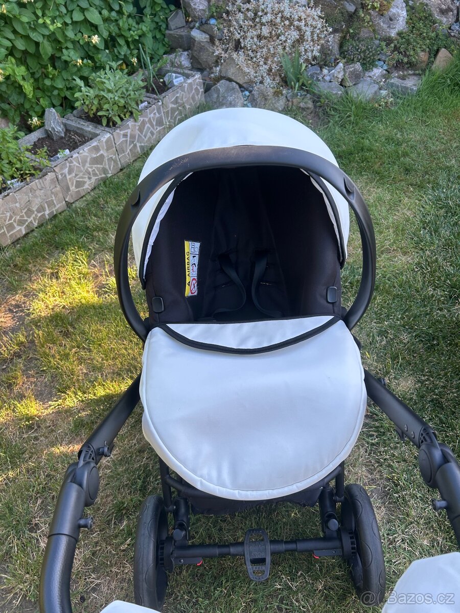 Kočárek + autosedačka s isofix základnou - 19