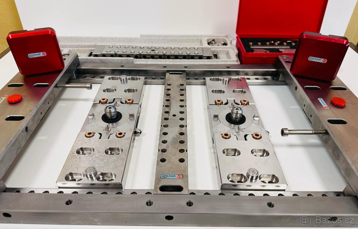 Drátová řezačka AGIE CHARMILLES CUT 2000 S + příslušenství - 19