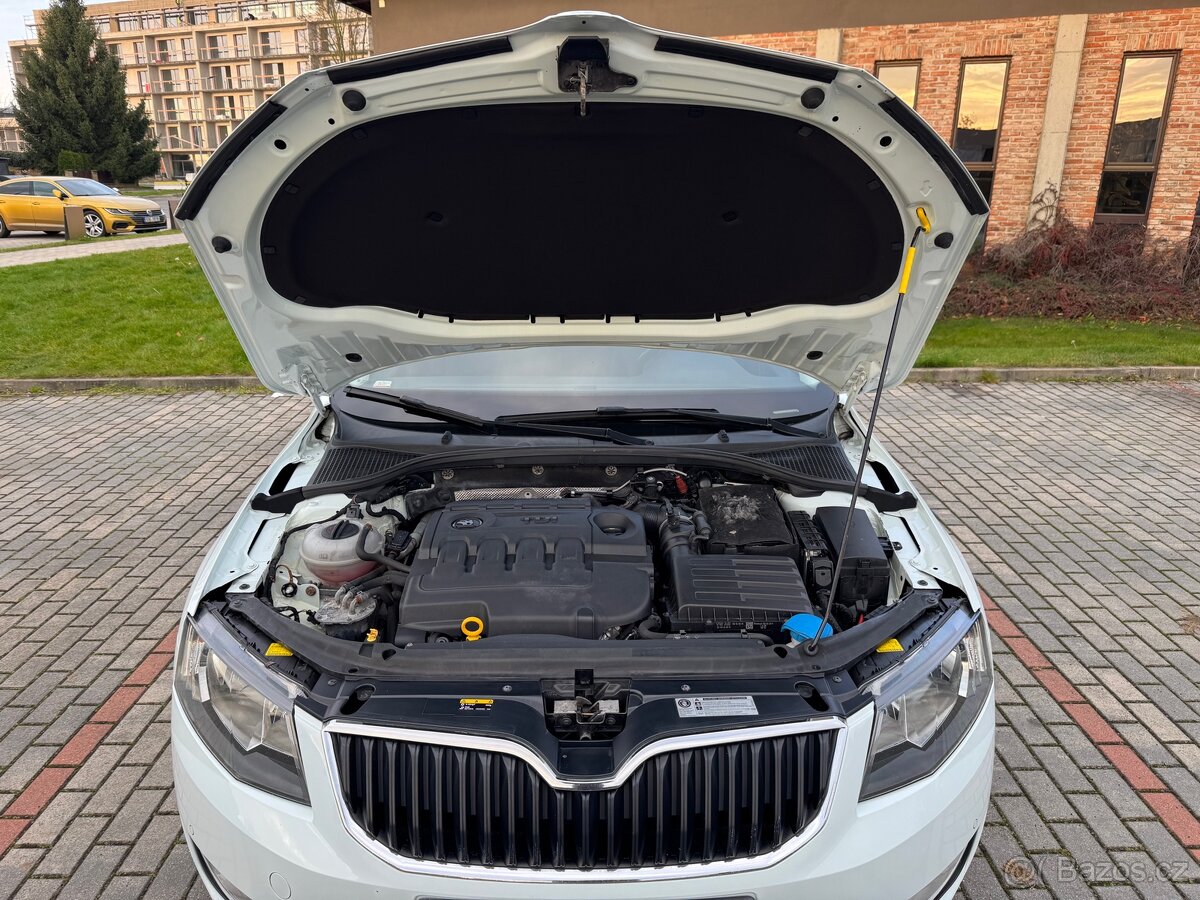 Škoda Octavia III 2.0 TDI 110 kW DSG ACC Columbus Canton DPH - 19