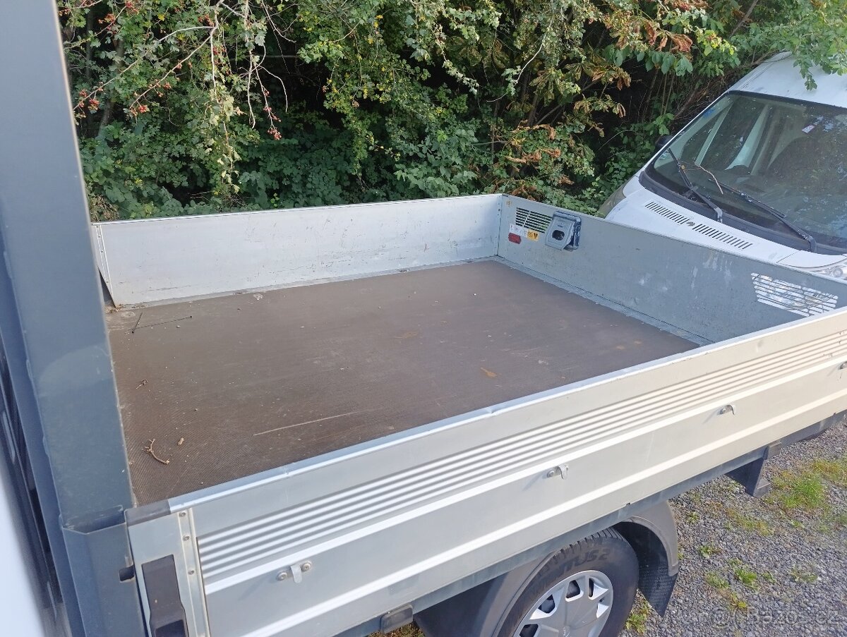 Ford Transit valník 7mist - 19