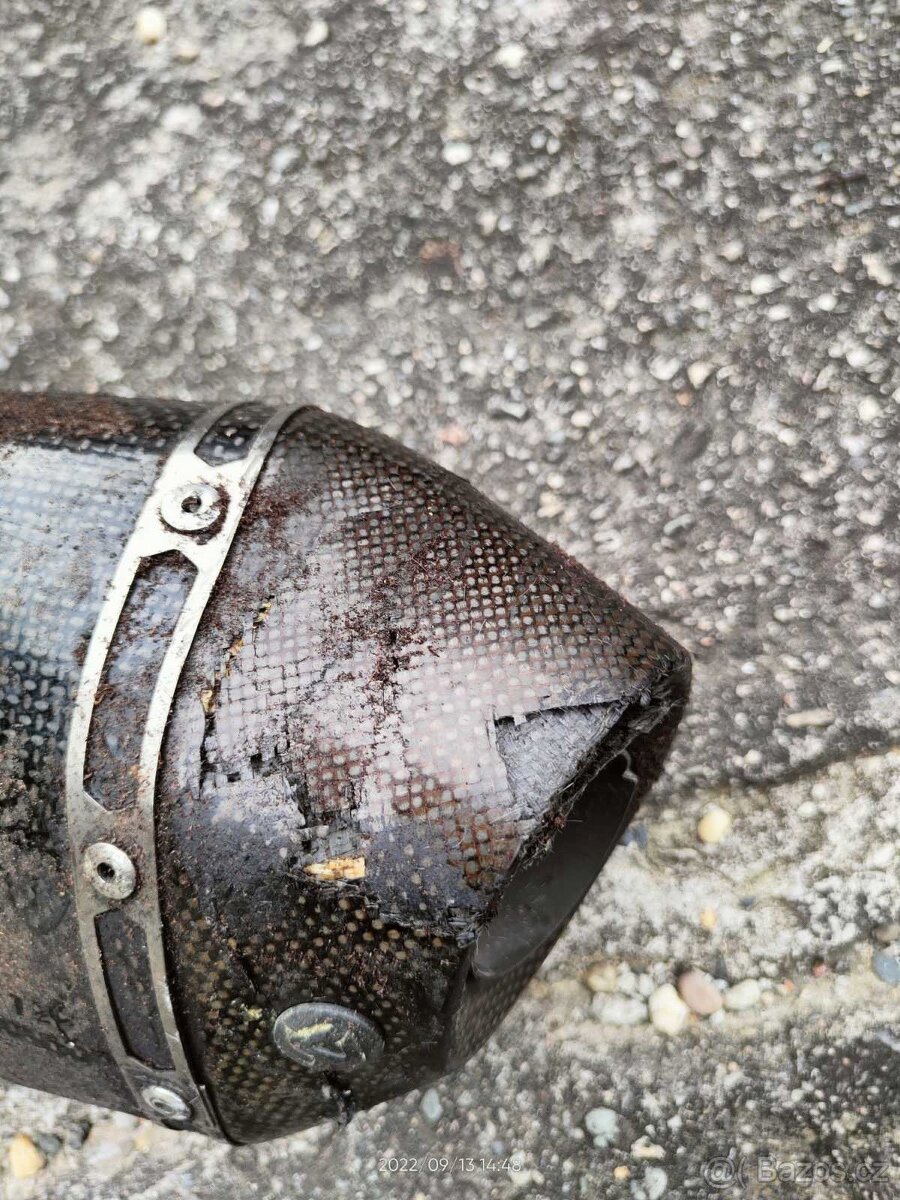 Suzuki Gsxr 750 k6 (2006) na náhradní díly po nehodě - 19