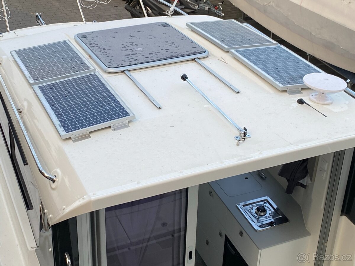 QUICKSILVER Activ 805 WEEKEND + MERCURY F 225 V6 EFI EXLPT D - 19