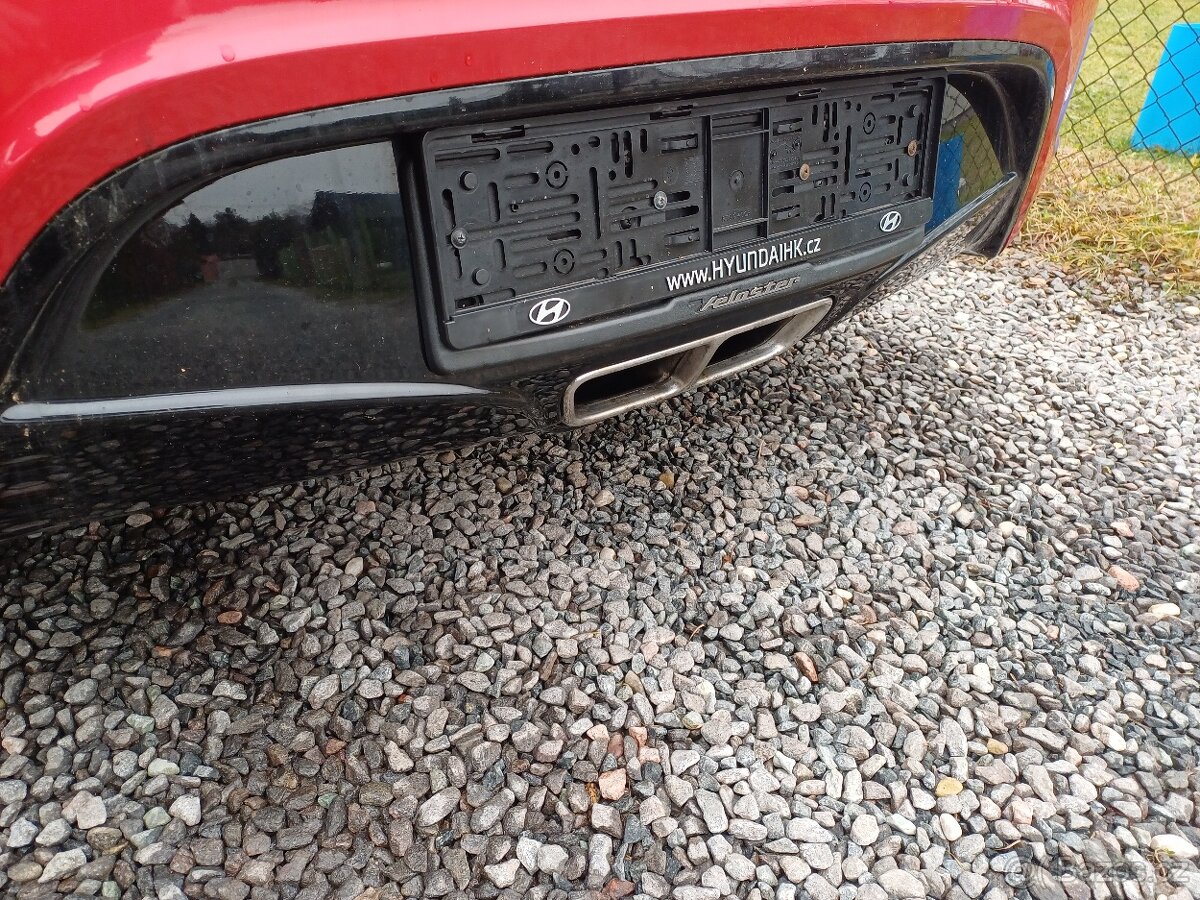 RARITKA Hyundai Veloster 1.6...71050km - 19