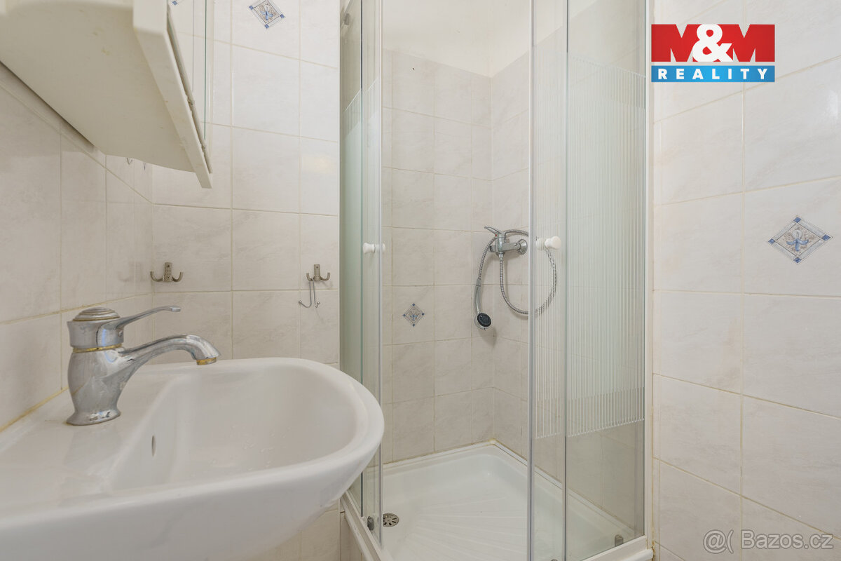 Prodej bytu 2+1, 55 m², Karlovy Vary, ul. K. Čapka - 19