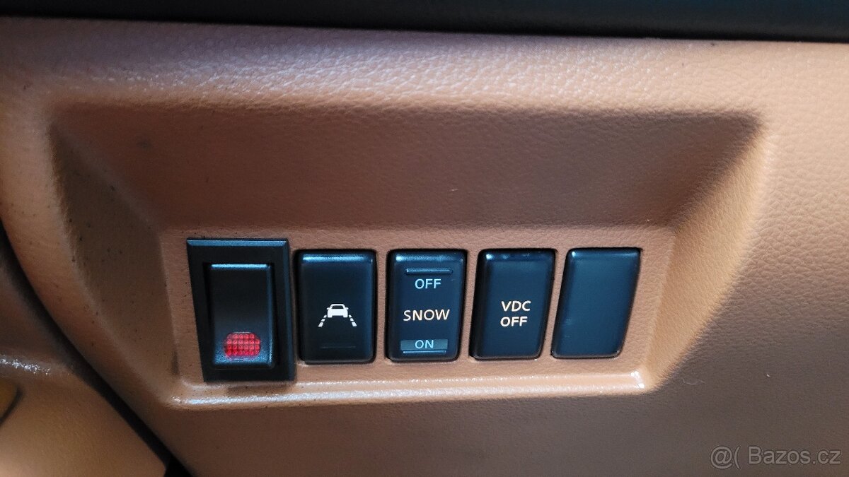 Prodám Infiniti FX45 - 19