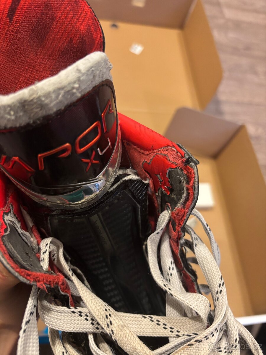 Hokejové brusle Bauer Vapor X4, velikost 8, fit 2 - 19