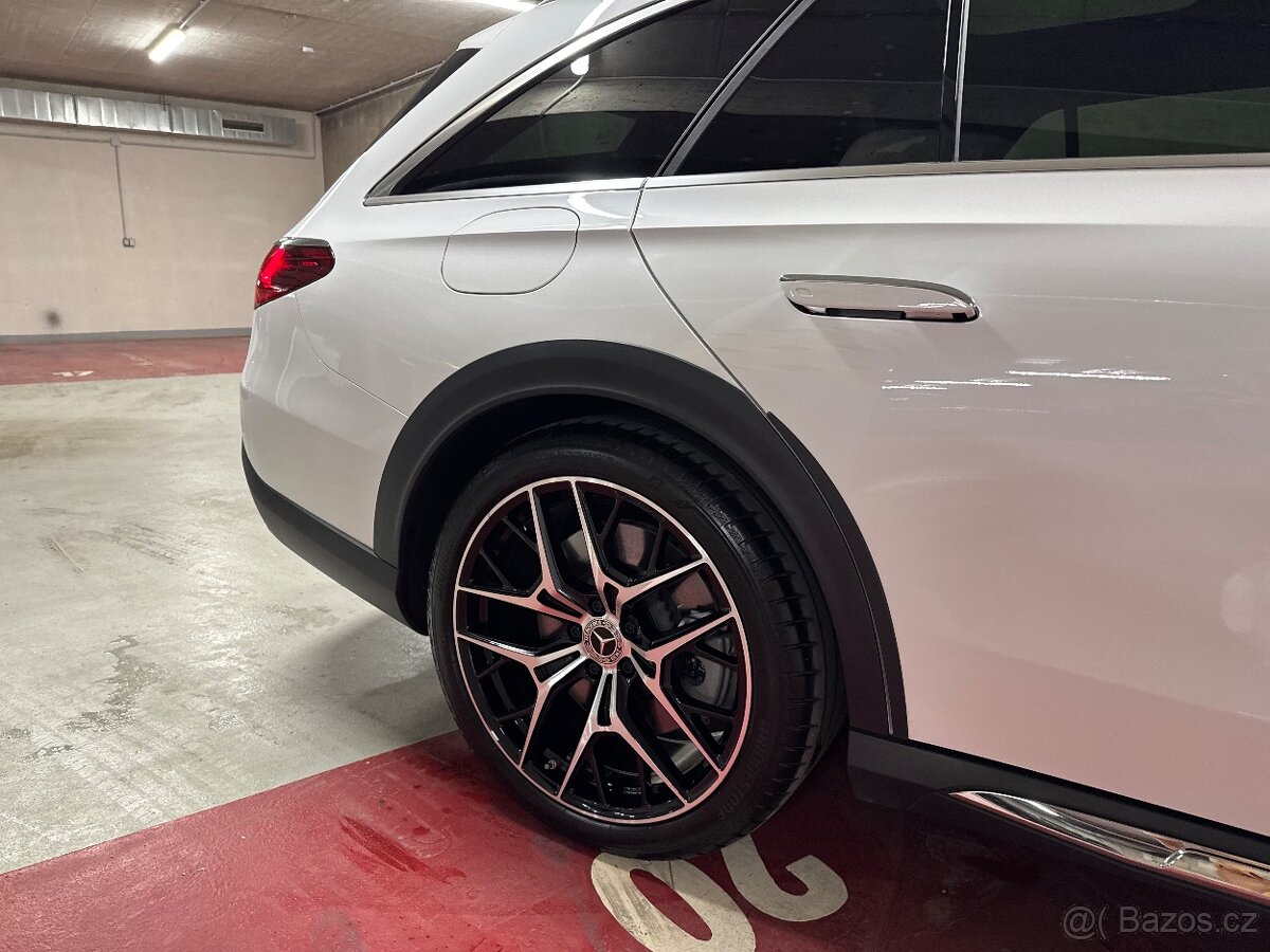 Mercedes-Benz E300de All-Terrain/2024/tovární záruka/10 tkm - 19
