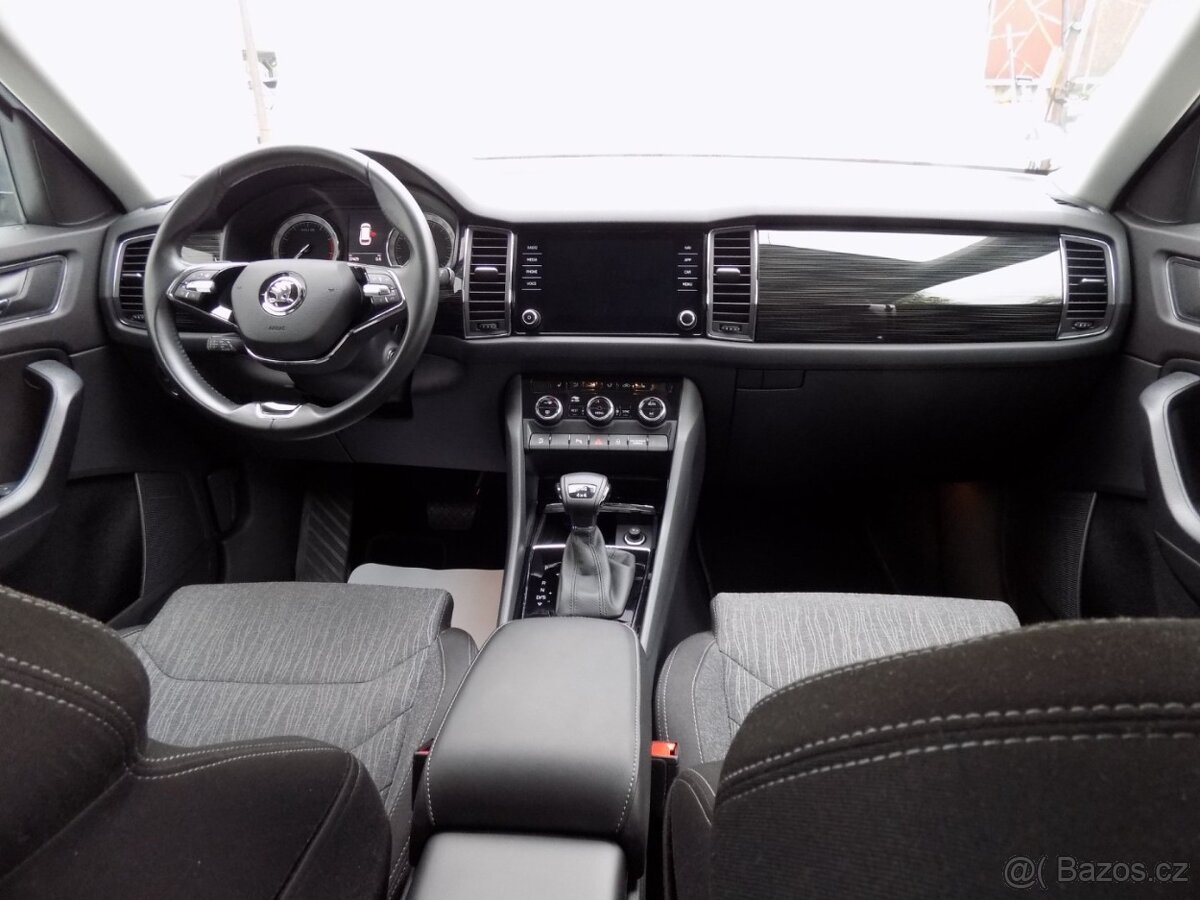 Škoda Kodiaq 2.0TSi/4x4/Full-LED/NAVI/DPH/ - 19