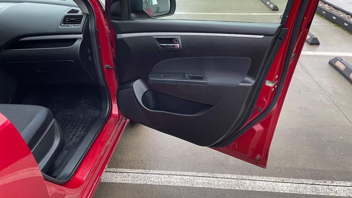 SUZUKI SWIFT 1.2i GL 4x4 - 19