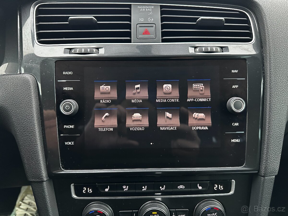 VOLKSWAGEN GOLF VARIANT 2.0 TDI DSG - 19