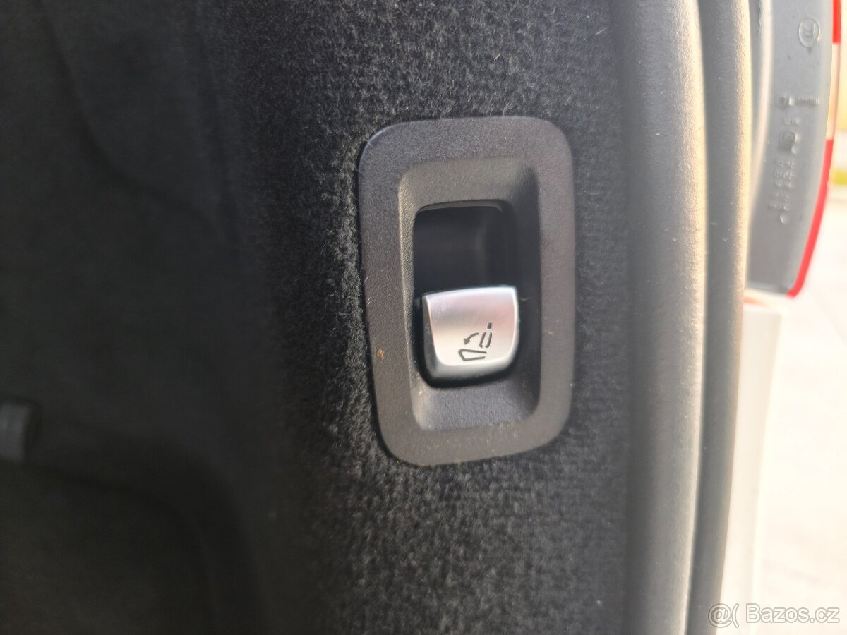 Mercedes-Benz C 220D/2.0 Diesel 143 kW/AUT/Combi/Avantgarde/ - 19