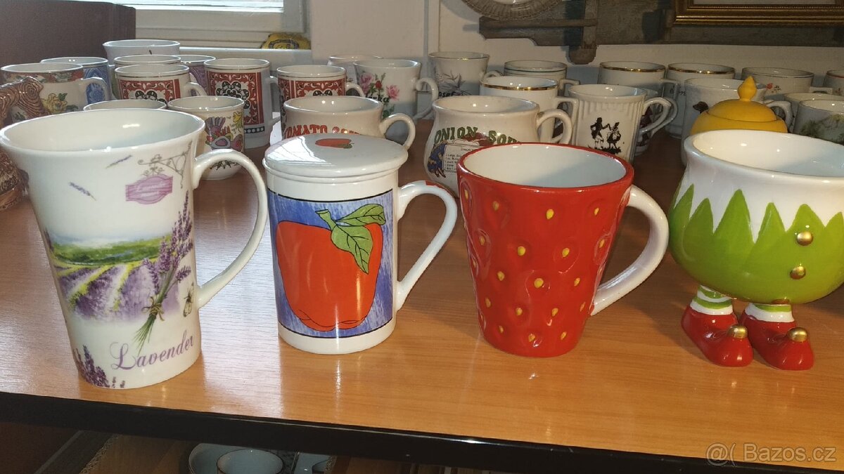 Sbírka porcelánových a keramickych hrníčků - 19