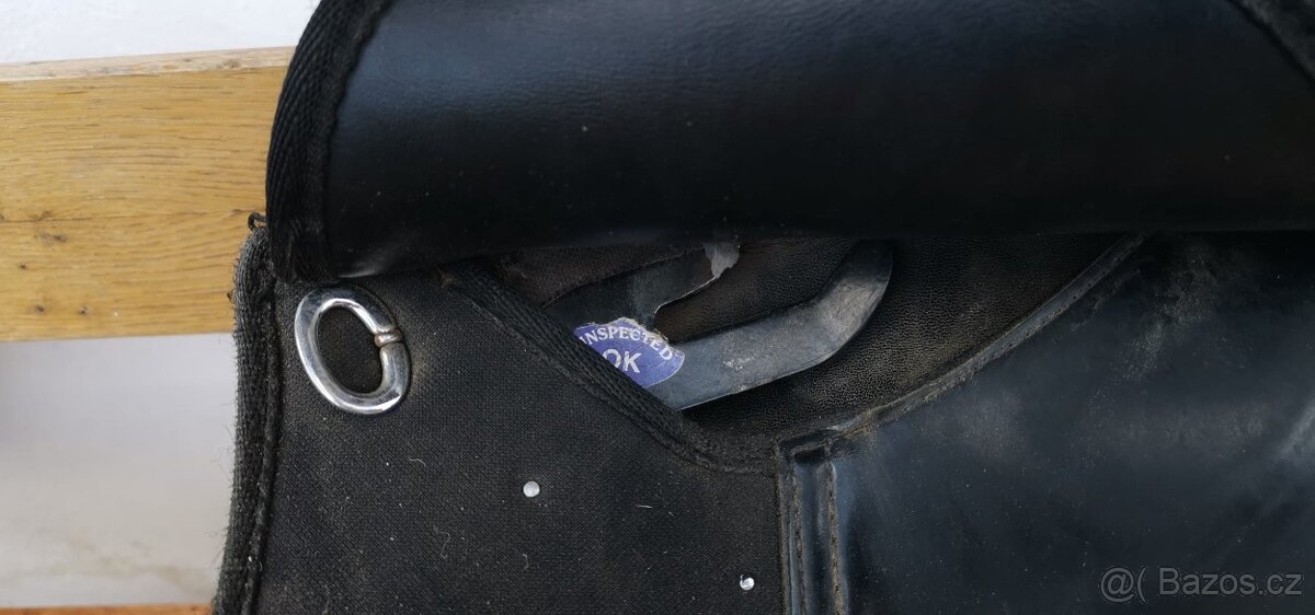 Plastová sedla - 19