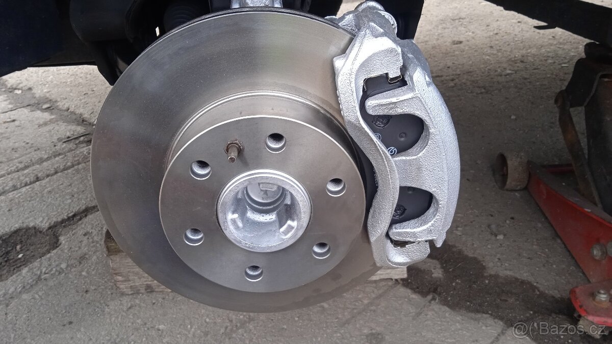 IVECO DAILY 35S14 2,3HPi100kw,rv2019,DOUBLECAB 6-MÍSTNÝ - 19