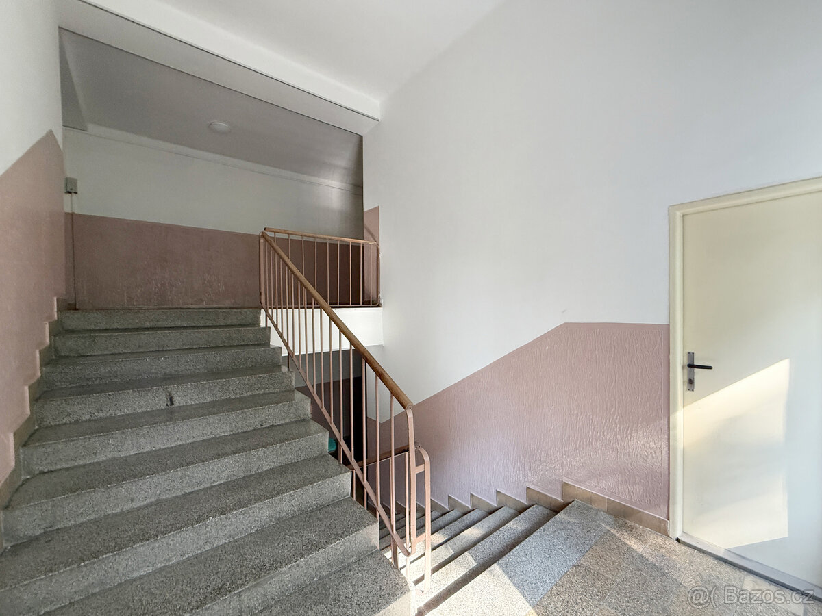 Prodej bytu 1+1, 28,4 m2, Lutín - 19