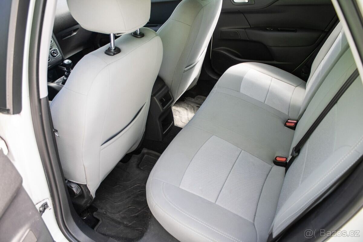 Citroën C4 1.2 PureTech, 96kW (2015) - 19