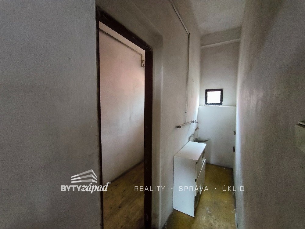 Pronájem, Skladovací prostory- Blovice, ev.č. yIVO8560 - 19