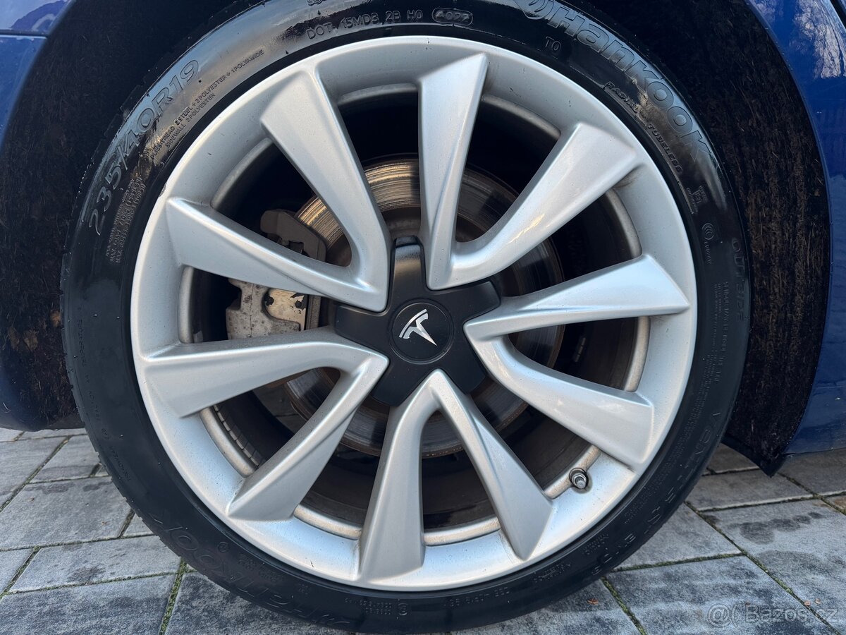 Tesla Model 3 Long-Range 340 Kw 4x4 TOP 1.Majitel - 19