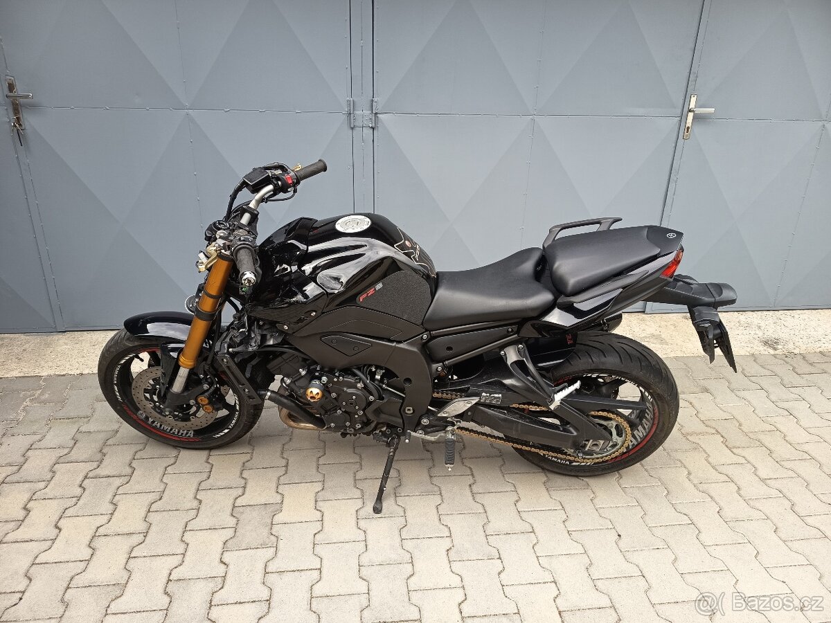 Prodám Yamaha FZ8 S - 19
