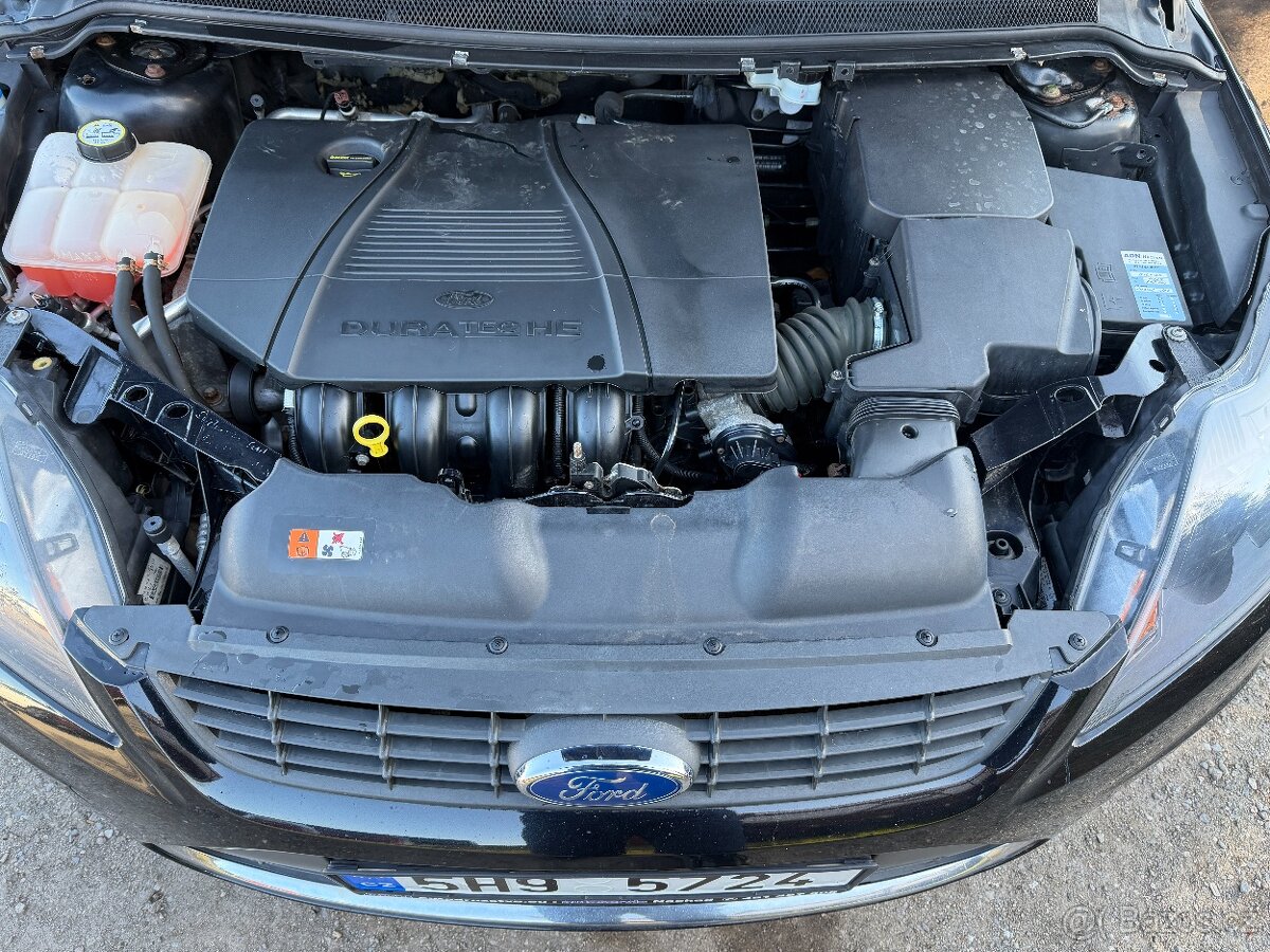 Ford Focus 1.8i - 19