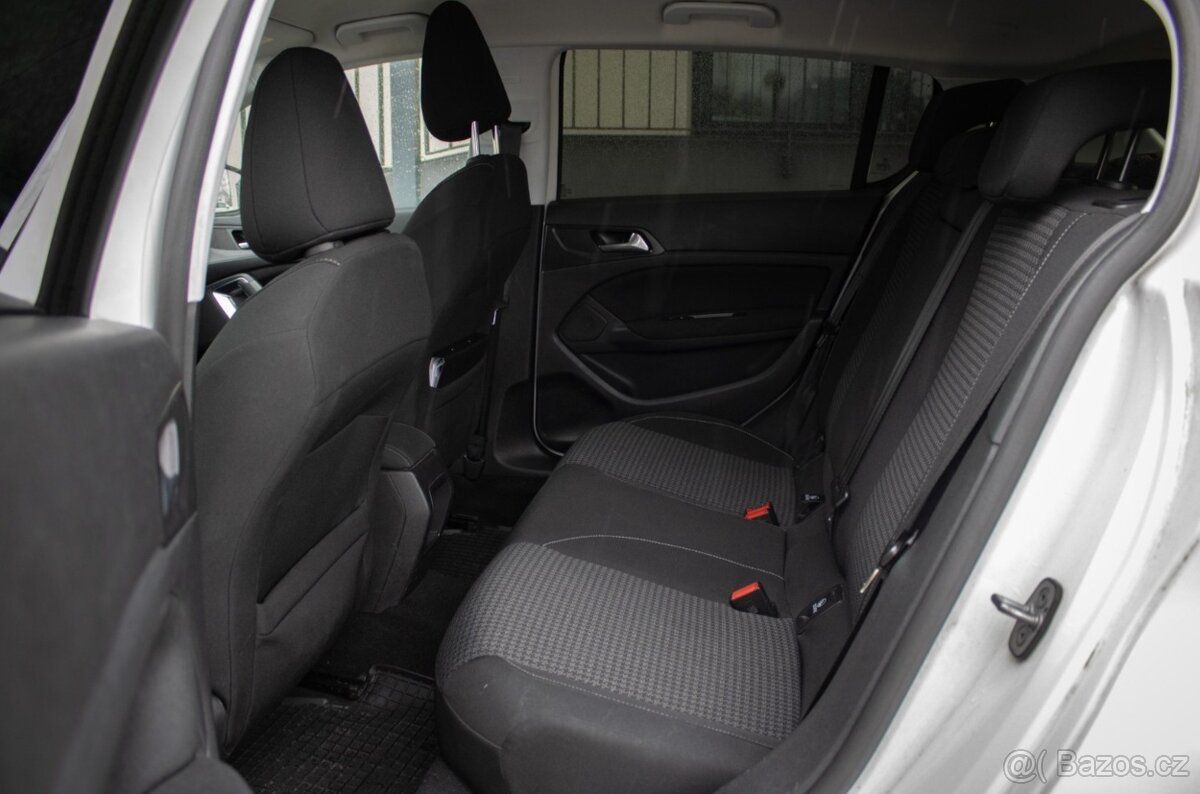 Peugeot 308 1.6HDi Allure 88kW - 19