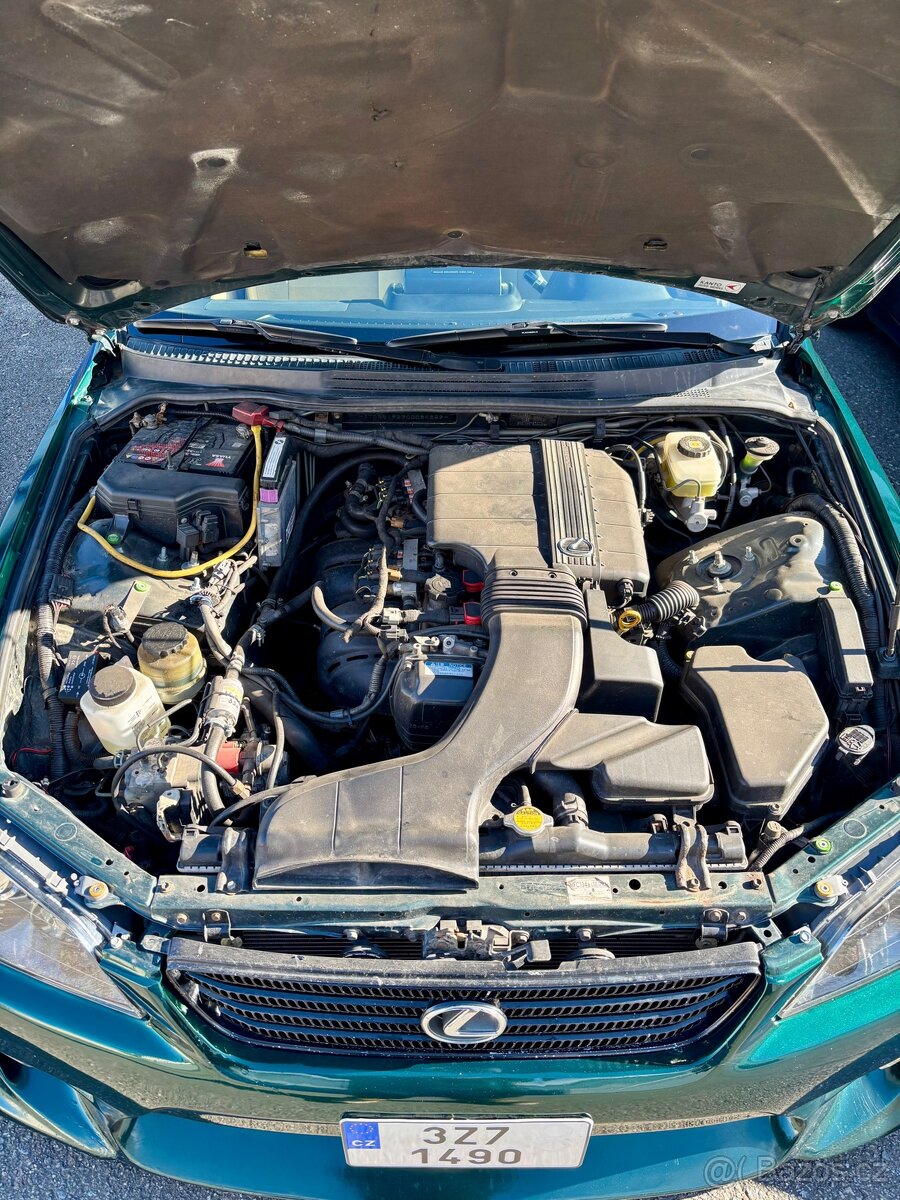 2002 Lexus IS200 Manual Torsen - 19