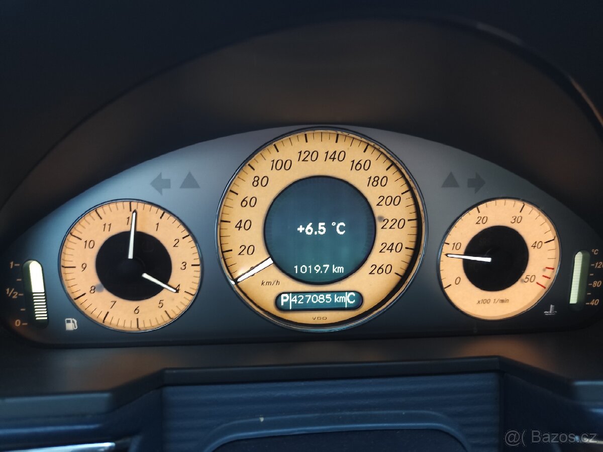 Mercedes Benz w211 - 19