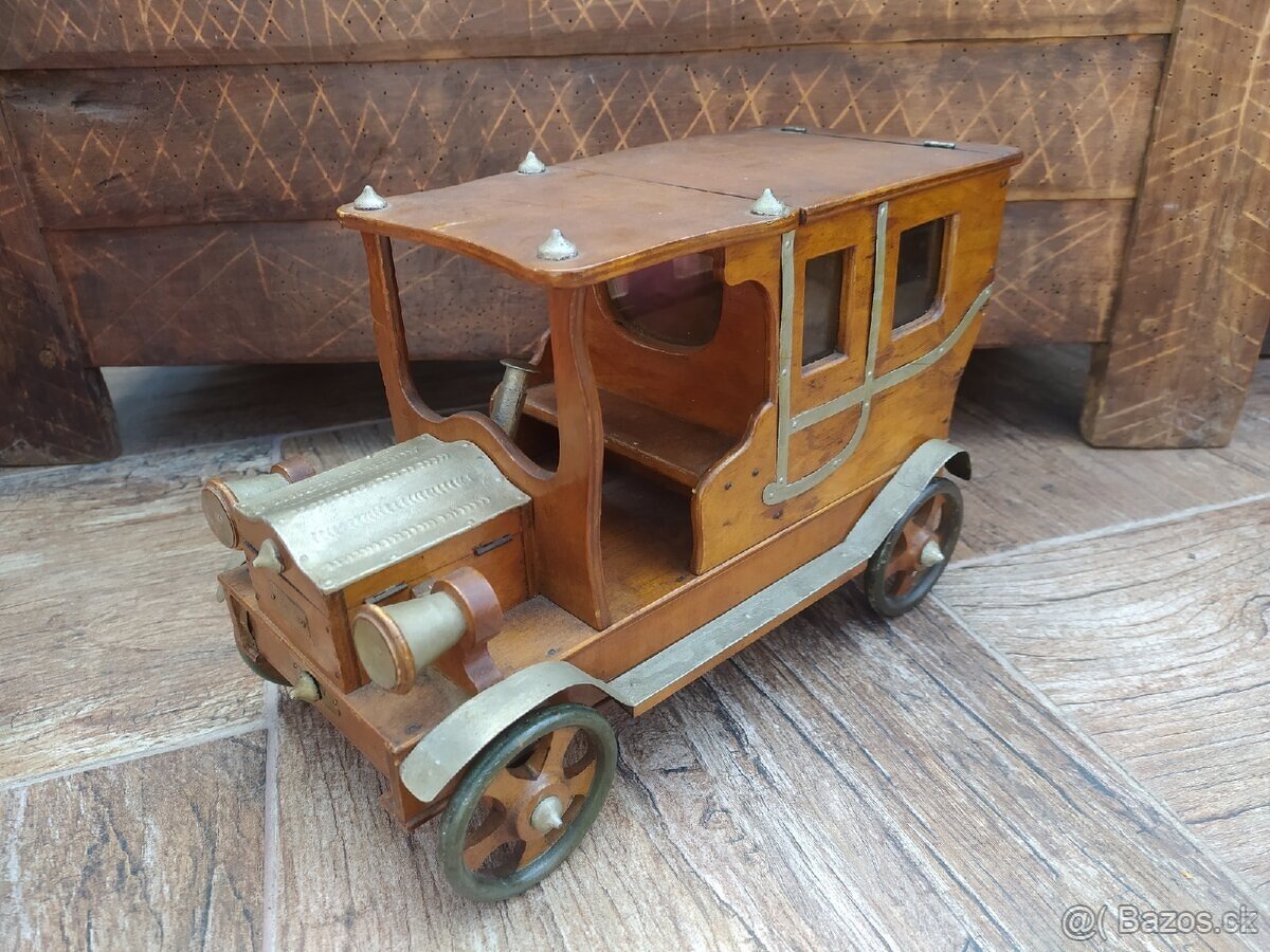 Drevené auto kazeta na cigary - 19