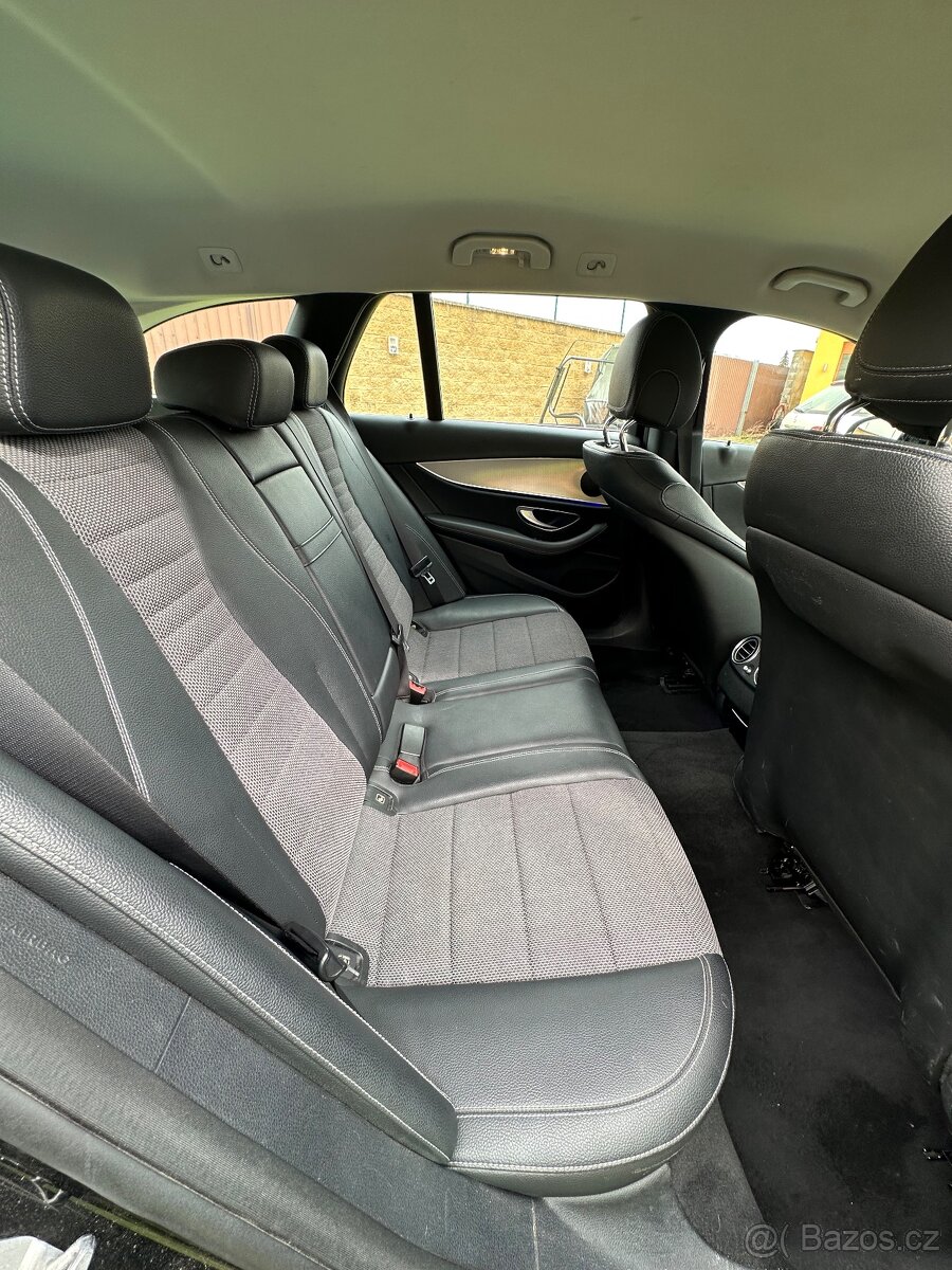 Mercedes-Benz E-class - 19