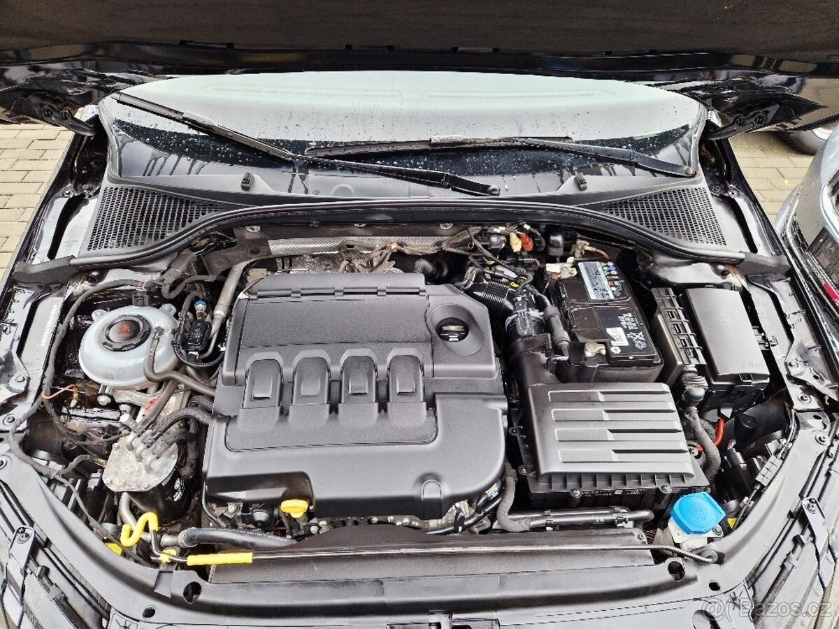 ŠKODA Octavia kombi, 1.6 TDi, 104 tis. km, plný servis - 19