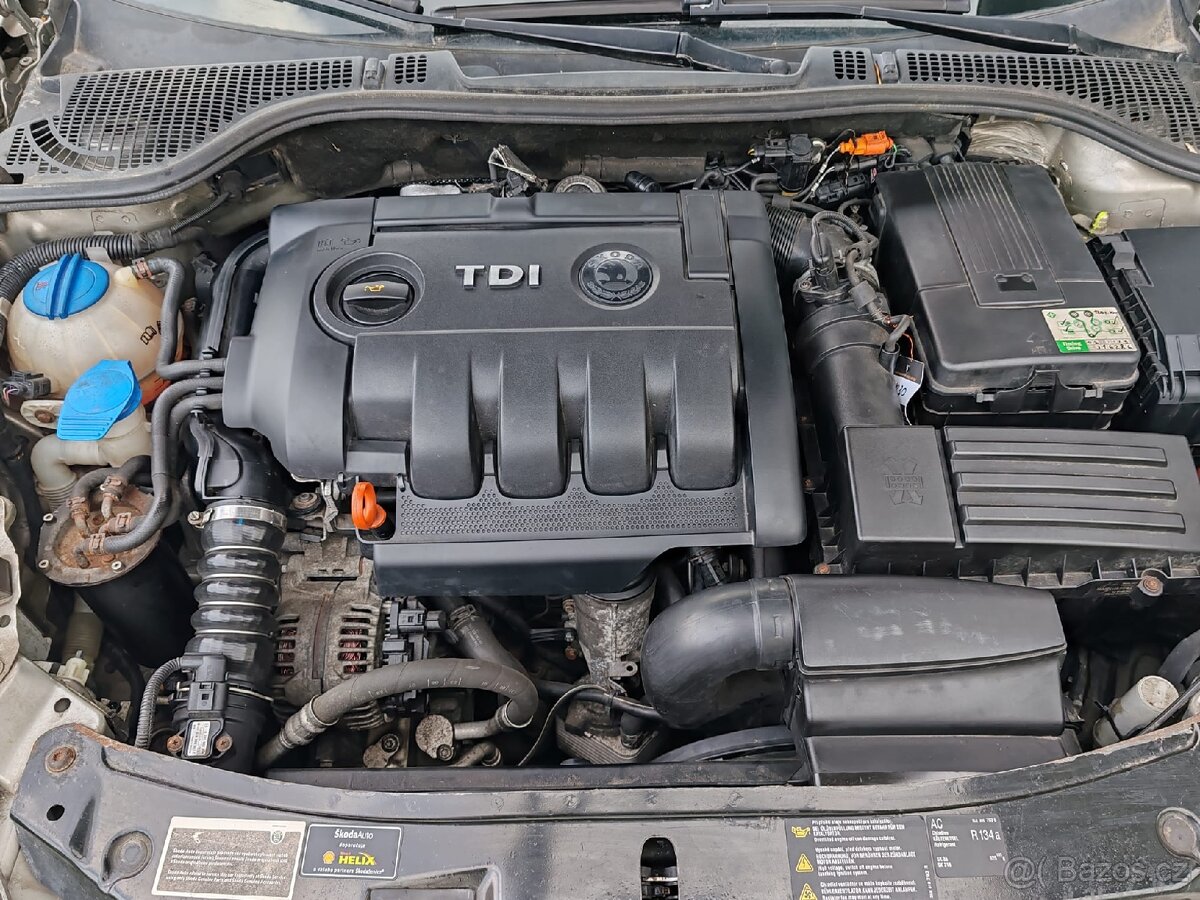 Škoda Octavia
2.0TDI scout - 19