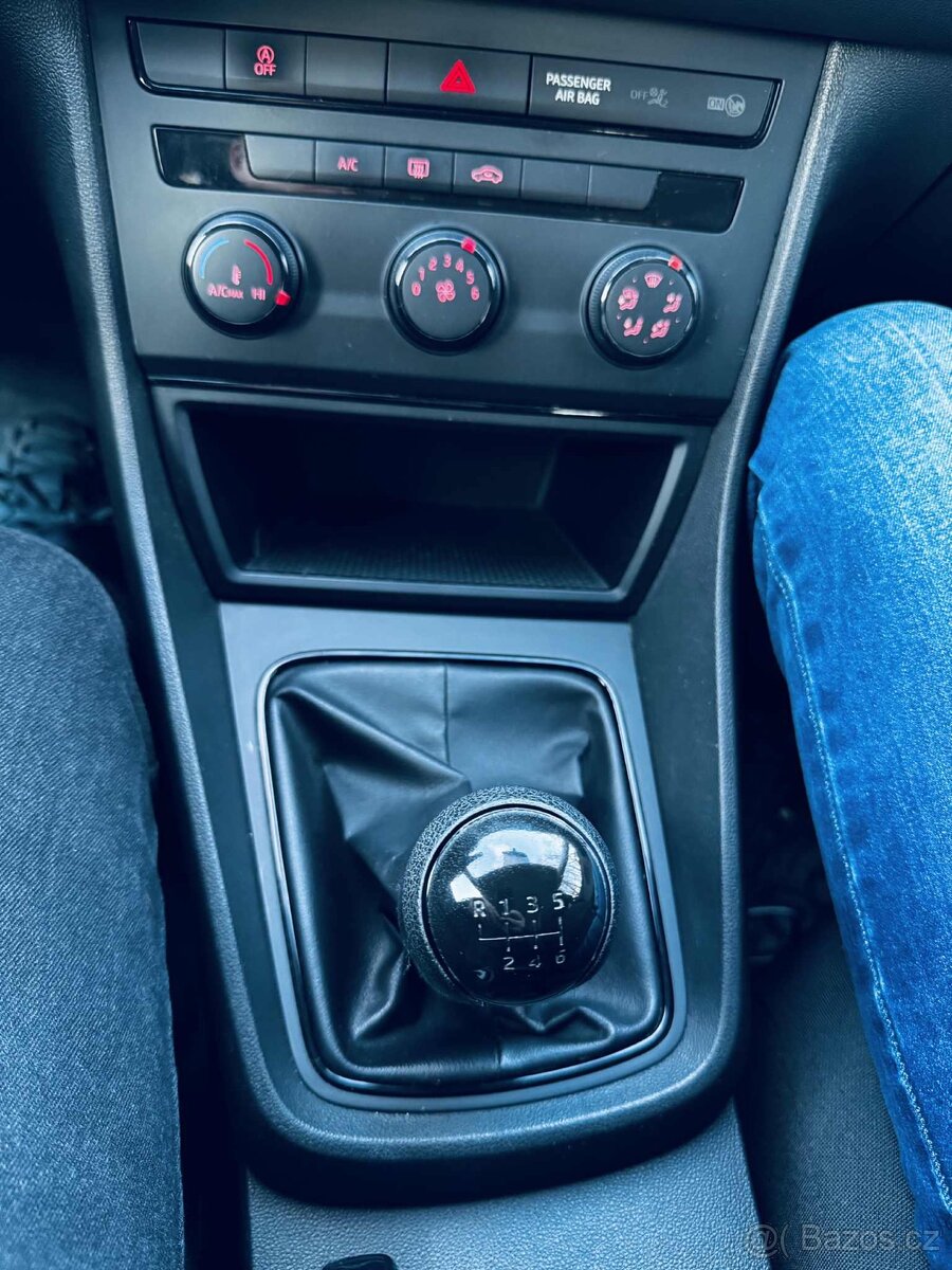 Seat Leon ST 1,6TDI 77Kw, 4x4 Combi - 19