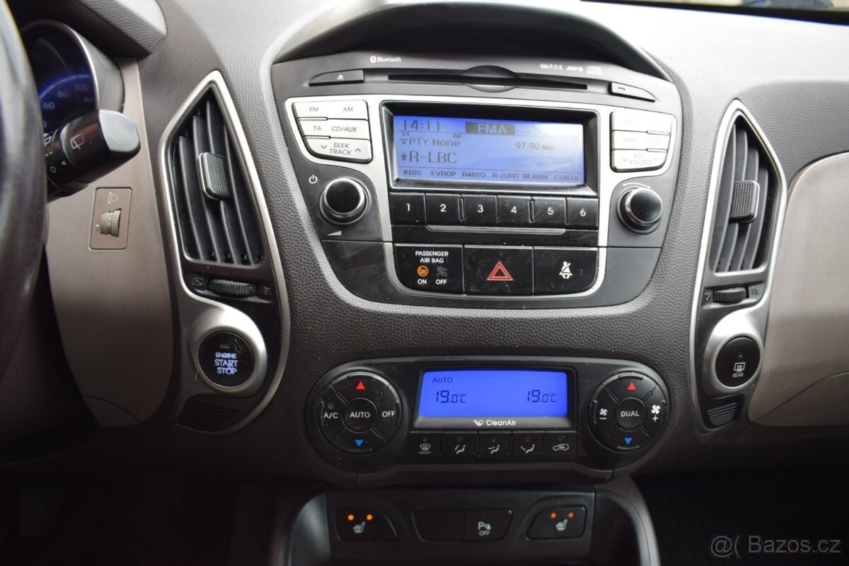 Hyundai ix35 2.0 CRDi 4X4/ČR PŮVOD/MANUÁL/ - 19