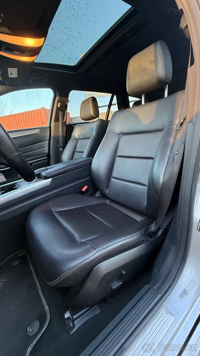 Mercedes W212 AMG - 19