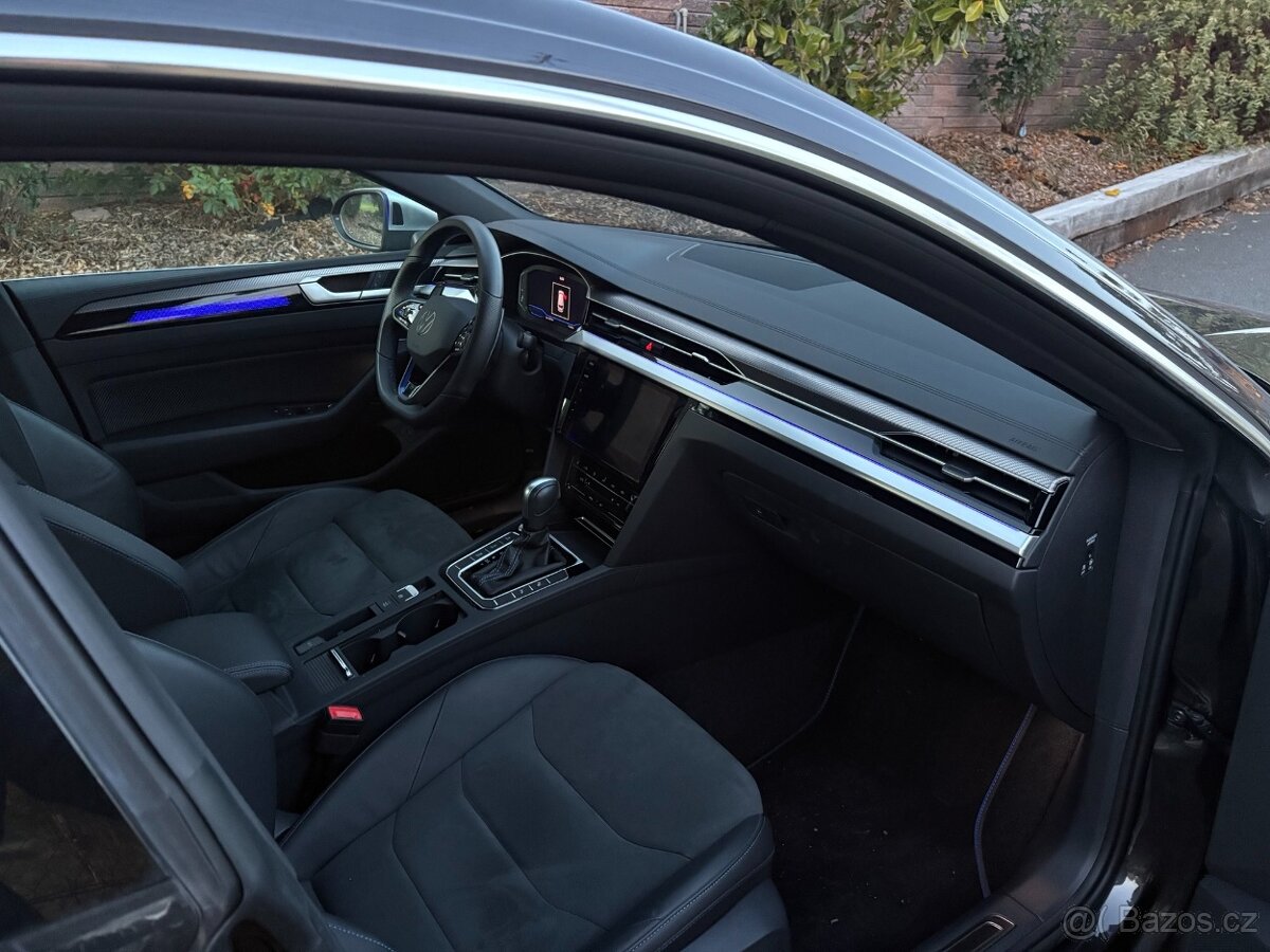 ARTEON R Shooting Brake 235 kw benzín - 19